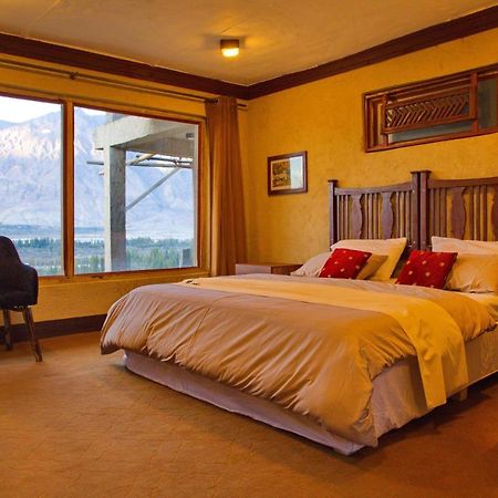 Baltistan Fort Skardu Resort מראה חיצוני תמונה