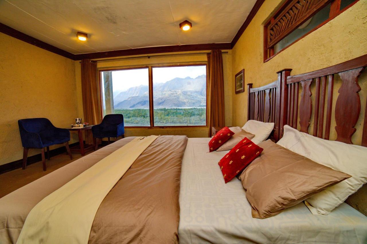 Baltistan Fort Skardu Resort מראה חיצוני תמונה