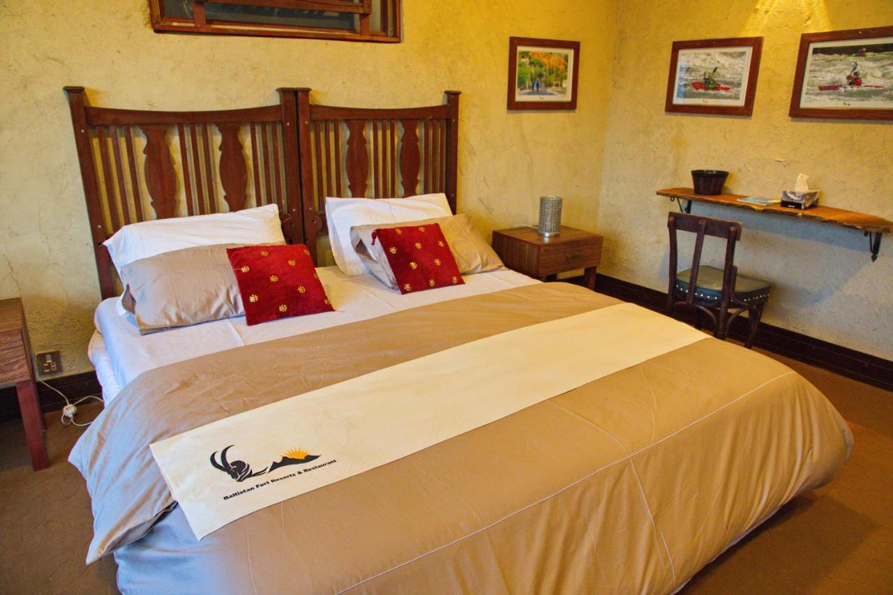 Baltistan Fort Skardu Resort מראה חיצוני תמונה