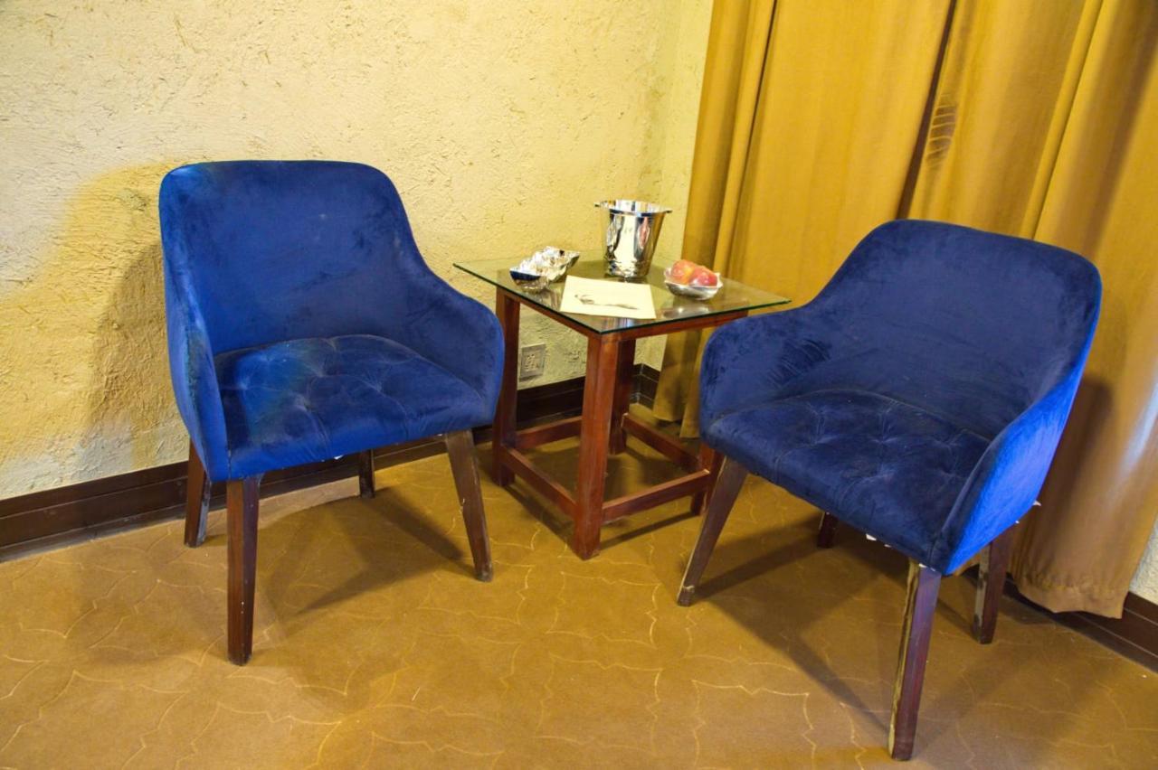 Baltistan Fort Skardu Resort מראה חיצוני תמונה
