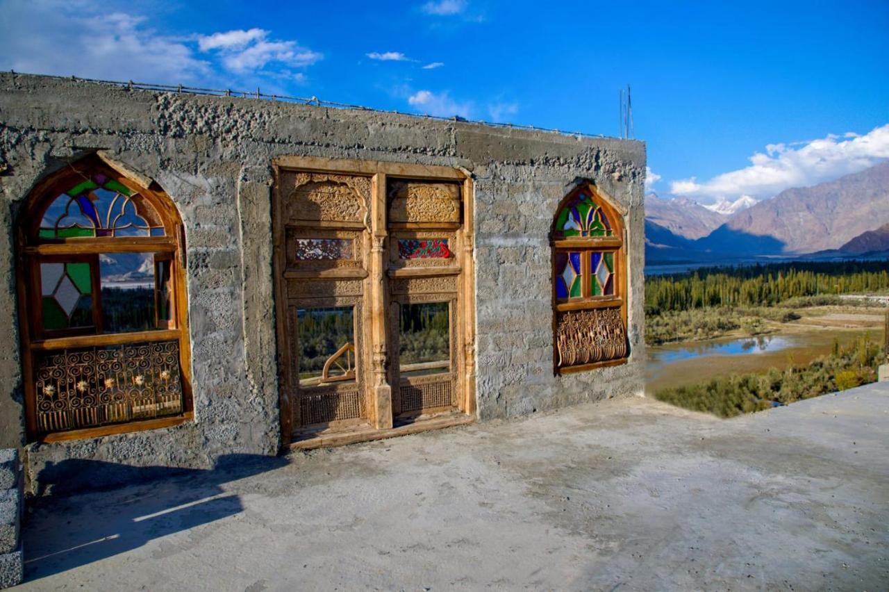 Baltistan Fort Skardu Resort מראה חיצוני תמונה